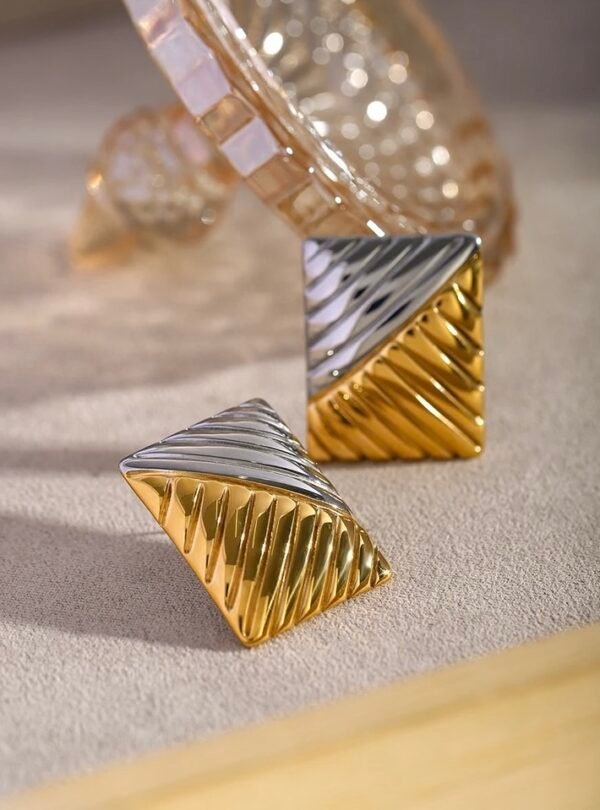 Amaka Two-toned Statement Earrings Two-toned Statement Earrings