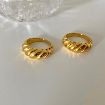 Stylish Pattern Croissant Ring Stylish Pattern Croissant Ring