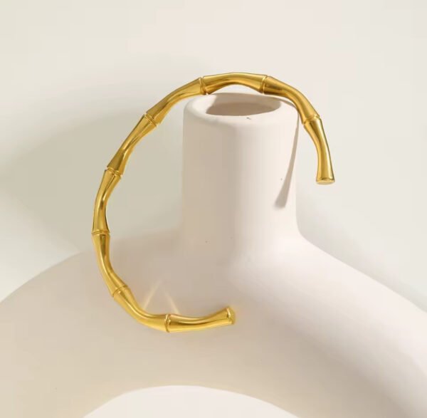 IMG_8799 Bamboo Pattern Wrist Cuff CGB02