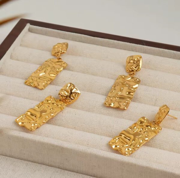 IMG_8917 Lara Drop Unique Dangly Earrings CGE13