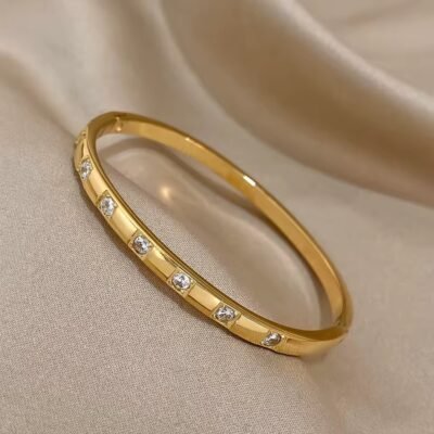 Stainless steel bracelet